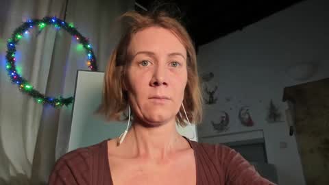 lola_belgium online show from 01/19/25, 02:49