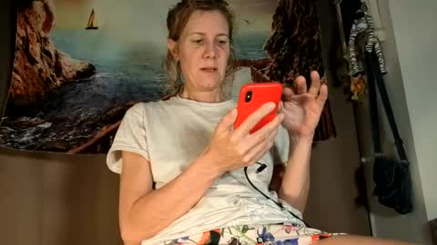 lola_belgium online show from 06/24/26, 04:44