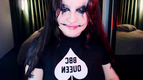 Snapshot of lola_chi chatting on 10/30/25, 11:27 Lola Chi online show from 10/30/25, 11:27