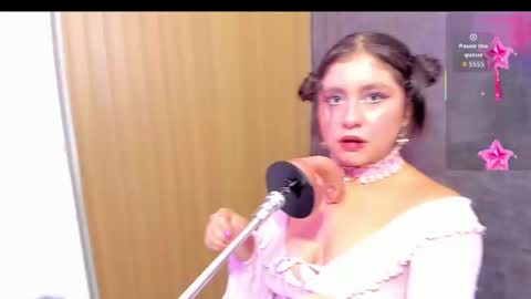 lola online show from 10/11/25, 11:31