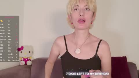 Lola . online show from 06/07/26, 09:07