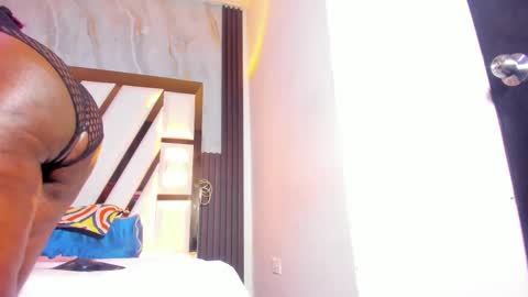 Lola online show from 11/01/25, 11:34