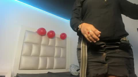 lola_js online show from 06/05/26, 11:49