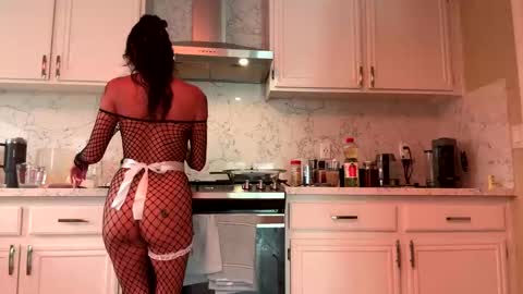 Snapshot of lola_la_lita chatting on 09/22/25, 06:10 lola_la_lita online show from 09/22/25, 06:10