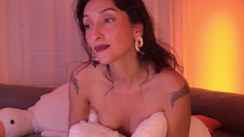 Snapshot of lola_la_lita chatting on 02/23/26, 07:50 lola_la_lita online show from 02/23/26, 07:50