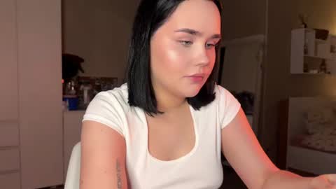 lola_razee online show from 07/26/26, 07:32