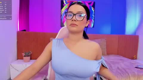 lola_sweeet18 online show from 07/30/26, 09:08