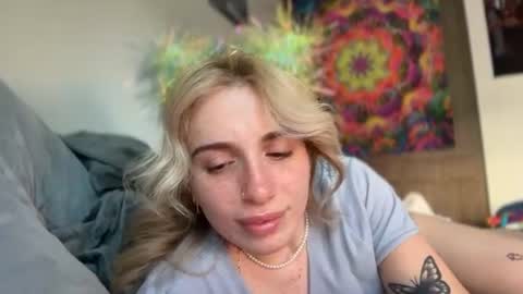 lolaa555 online show from 06/29/26, 12:38