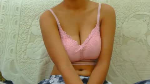 lolaa online show from 01/15/25, 10:06