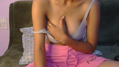 lolaa online show from 03/19/26, 10:41
