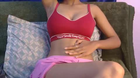 lolaa online show from 06/03/26, 12:08