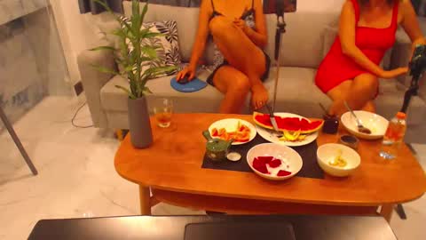Snapshot of lolaaelita chatting on 01/18/26, 01:37 Lola online show from 01/18/26, 01:37