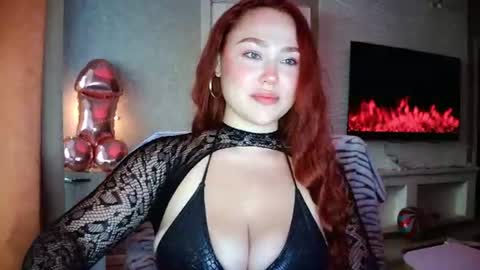 Snapshot of lolaamint_ chatting on 06/11/26, 01:53 LolaaMint online show from 06/11/26, 01:53