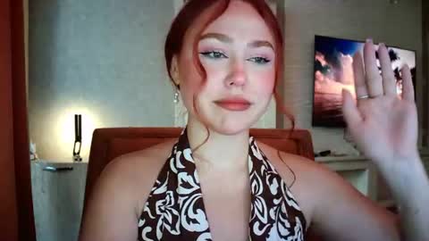 Snapshot of lolaamint_ chatting on 06/13/26, 12:25 LolaaMint online show from 06/13/26, 12:25