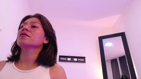 lolaandcamille online show from 11/29/25, 09:34