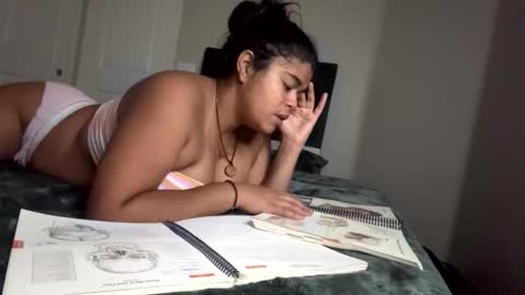 Snapshot of lolafoxlive chatting on 11/01/25, 03:58 lolafoxlive online show from 11/01/25, 03:58