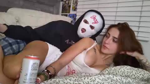 Lola Quinn Hart online show from 10/31/25, 06:47