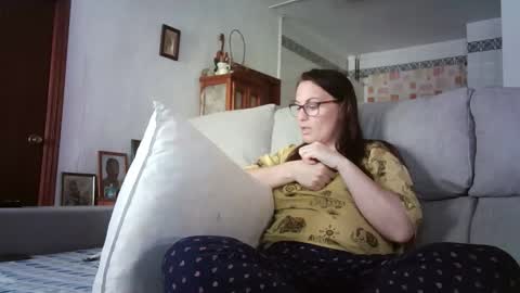 LOLA HUESO y ERIC online show from 05/04/26, 02:46
