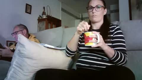 LOLA HUESO y ERIC online show from 05/15/26, 02:35