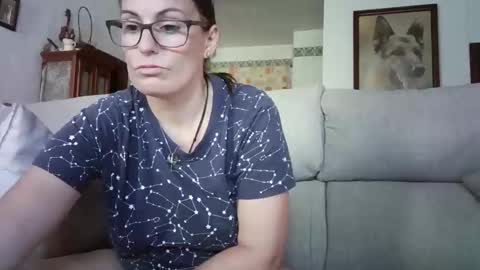 LOLA HUESO y ERIC online show from 06/04/26, 02:23