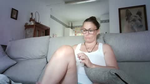 LOLA HUESO y ERIC online show from 07/13/26, 08:06