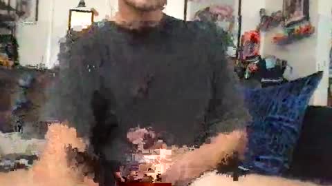 Snapshot of lolal0v3 chatting on 10/10/25, 07:46 cumsquatterz online show from 10/10/25, 07:46