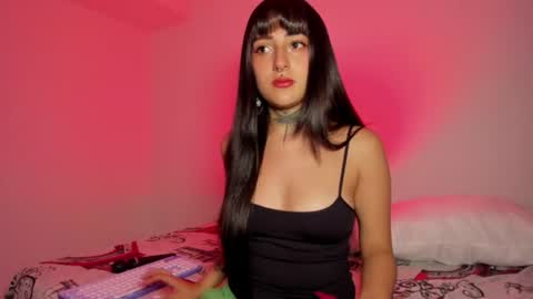 Lola online show from 06/13/26, 04:54