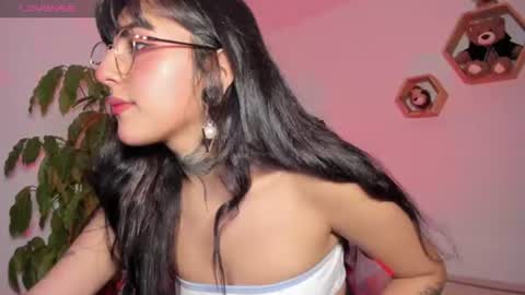 Lola online show from 07/16/26, 10:49