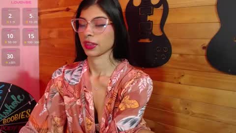 Snapshot of lolapierce chatting on 11/13/25, 11:53 loli online show from 11/13/25, 11:53