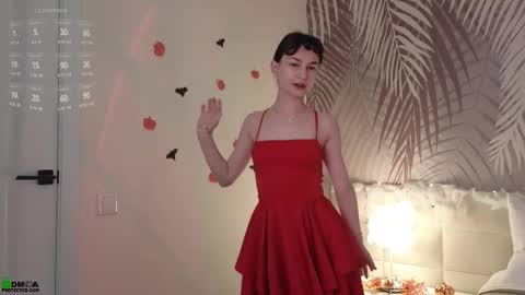 Snapshot of lolaprise chatting on 11/01/25, 01:40 Lola online show from 11/01/25, 01:40