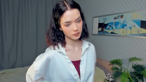 Tsarina online show from 12/17/25, 10:10