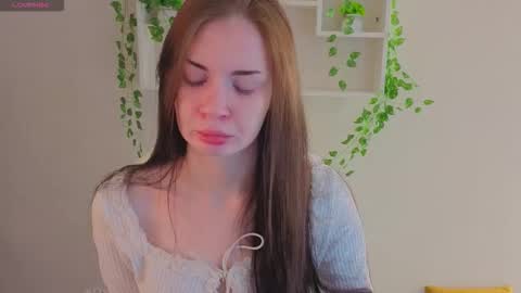 Lola online show from 11/28/25, 09:23