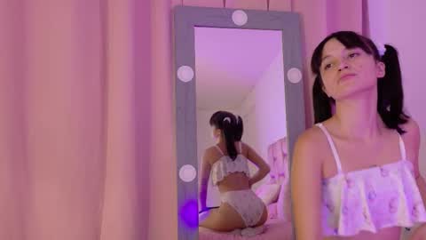 Lola online show from 09/16/25, 11:55