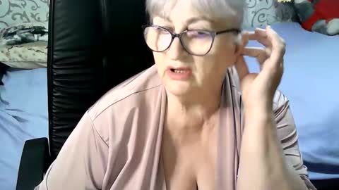 LolkaAlyss online show from 01/31/25, 11:24