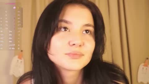 Snapshot of lollaberry chatting on 10/19/25, 09:04 Maria online show from 10/19/25, 09:04