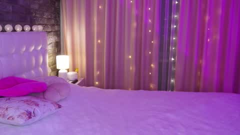 Victoria online show from 02/20/25, 03:52