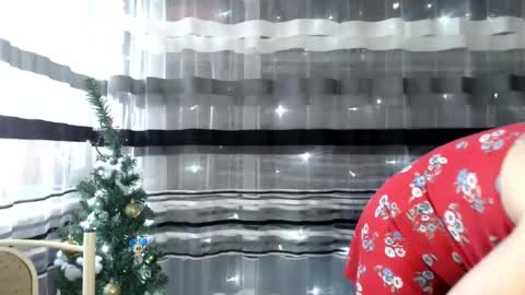 Lisa online show from 12/15/24, 10:39