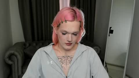 lollita online show from 05/06/26, 10:53