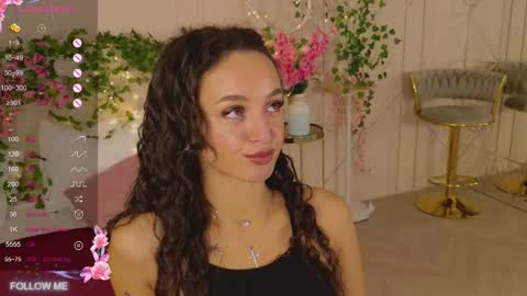 Snapshot of lolly_neal chatting on 09/20/25, 04:57 Lolly online show from 09/20/25, 04:57