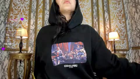      -  online show from 09/09/25, 12:15