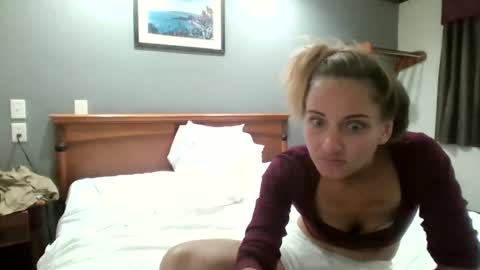 lollyp0ps online show from 06/14/26, 03:19