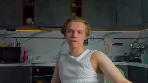 Nelis online show from 06/23/26, 05:00