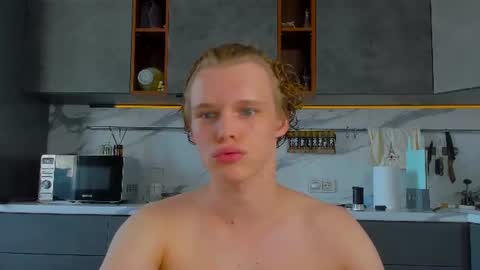 Nelis online show from 06/29/26, 01:11