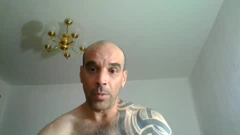 Snapshot of lolotatto chatting on 06/13/26, 01:42 lolotatto online show from 06/13/26, 01:42