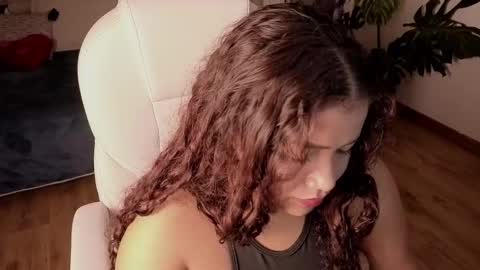 loly_marce online show from 11/07/25, 09:15