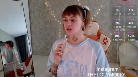 Molli online show from 09/23/25, 10:07