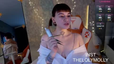 Snapshot of lolymolli chatting on 11/23/25, 10:04 Molli online show from 11/23/25, 10:04