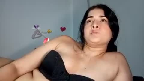 estehfania online show from 06/12/26, 11:46