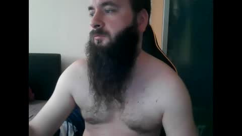 Snapshot of london_man1988 chatting on 02/22/26, 10:47 london_man1988 online show from 02/22/26, 10:47