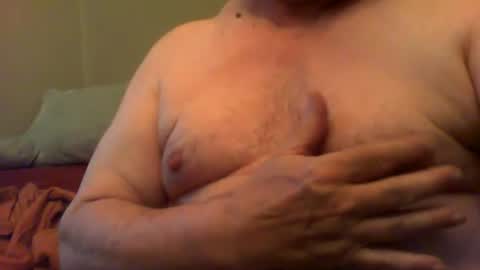 Snapshot of londonjames2 chatting on 07/02/26, 05:52 James online show from 07/02/26, 05:52